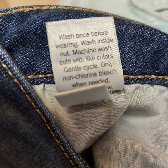 So Jean Shorts Juniors 9 W29 Dark Wash Blue Denim Rolled Cuff Cotton Blend - Picture 8 of 8